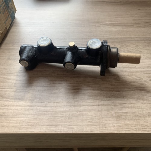 Audi 100 brake master - audi,