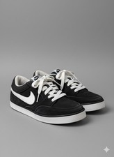 Nike Avid Canvas Black & White