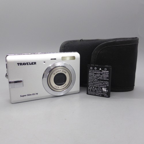 Traveler digital camera - digital,
