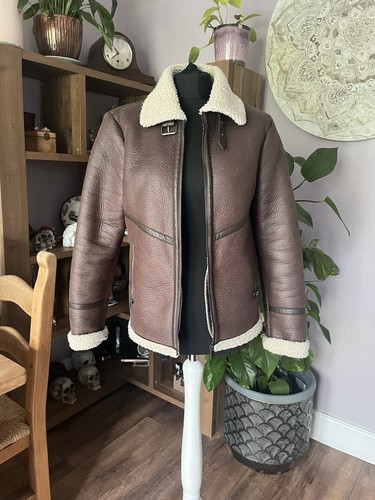 Good condition faux soft - faux,