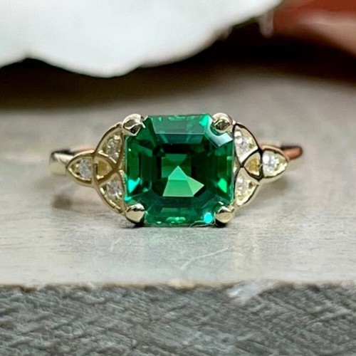 Asscher cut 30ct green - cut, 2.30ct