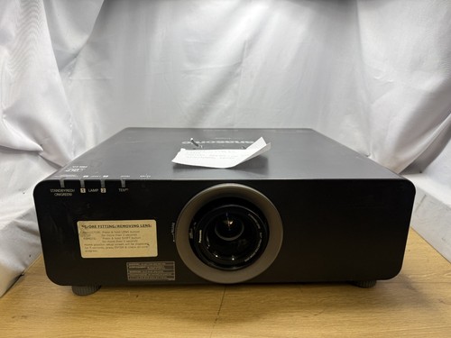 Panasonic dz6700 projector - *panasonic, pt-dz6700