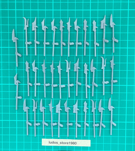 Bretonnian halberds men - bretonnian,