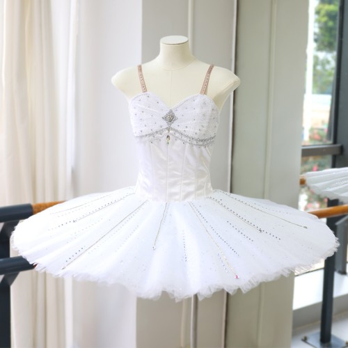 White ballet tutu elegant - ballet, –