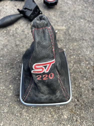 St220 genuine ford gear - genuine,