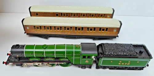 Hornby gauge flying - oo,