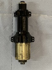 Hunt Novatec Hub With Shimano 11s Freehub Straight Pull Rim Brake Aerowide