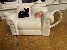 Black cat sat on sofa Novelty tea pot teapot