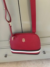 TOMMY HILFIGER Iconic Burgandy