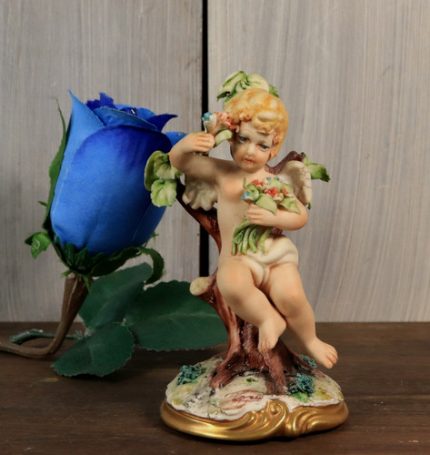 Antique capodimonte angelot - antique,
