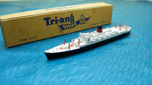 Triang minic ships 711 - triang,