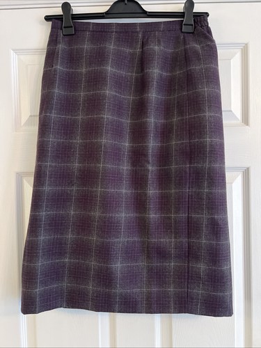 Vintage edinburgh woolen mill - edinburgh,