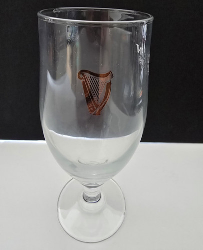 Guinness harp logo stemmed - stemmed, 2/3
