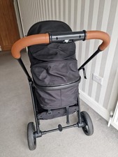Puggle Pushchair