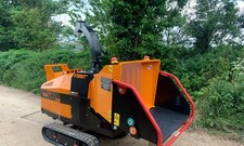 8” wood chipper hire with