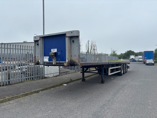 Foot artic lorry flatbed - 45,