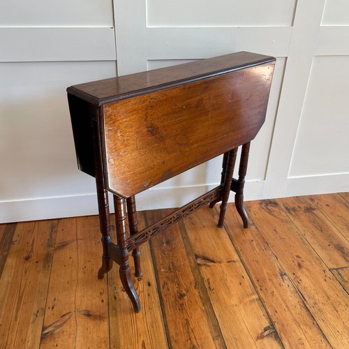 Antique gateleg drop leaf - antique,