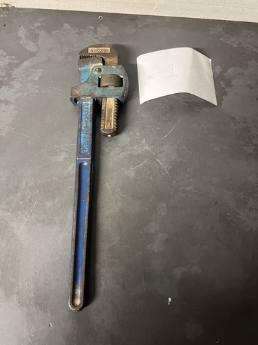 Record inch stilsons - 18,