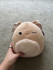 Squishmallow Satine Winking