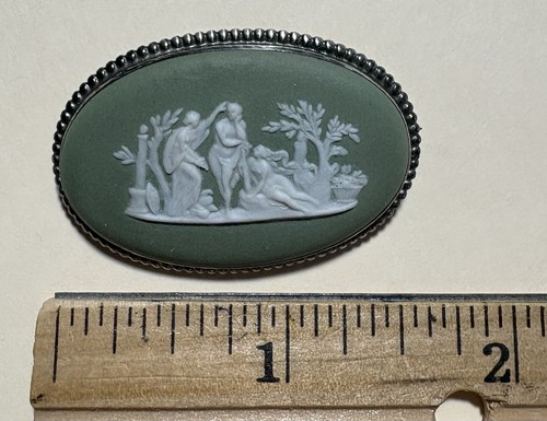 Vintage wedgwood cameo brooch - vintage,