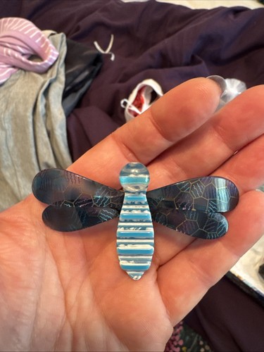 Lea stein bee - brooch,