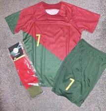 NEW No 7 FOOTBALL KIT size 22 (6 To 7 Yrs)