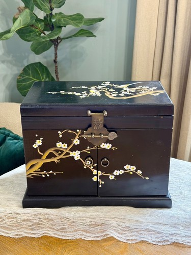 Vintage chinese lacquer - chinese,
