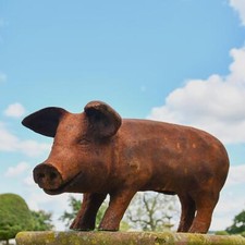 Large Freestanding Pig Garden