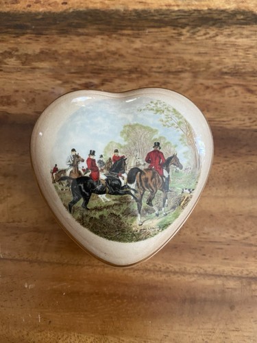 Palissy royal worcester - palissy, heart