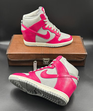 Size 8 - Nike Dunk Sky High