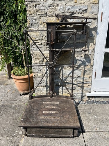 Cast iron platform scales - iron,