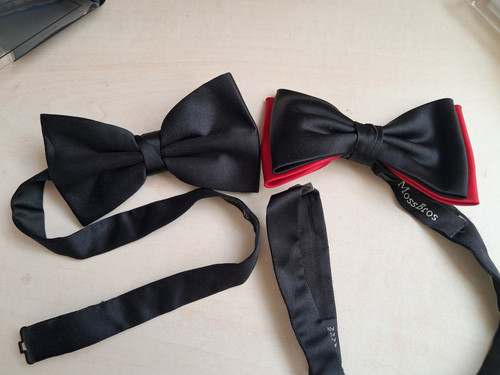 Two bow ties - piscador, and