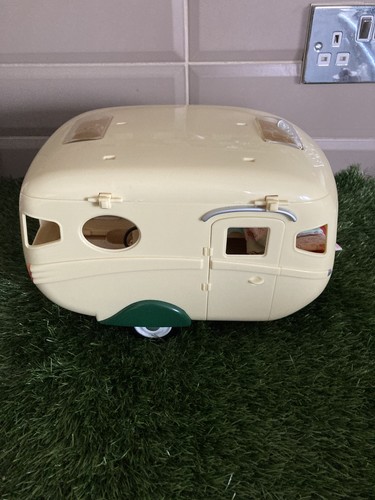 Sylvanian families caravan - families,