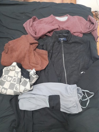 Men clothes bundle size - clothes,