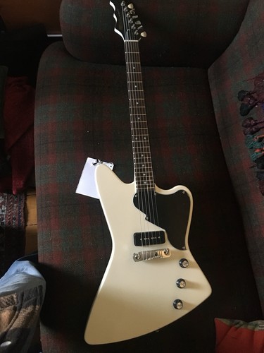 Fret king black - king, esprit