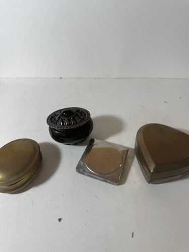 Vintage trinket pill - trinket,