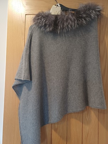 Fox fur cashmere poncho - fox,