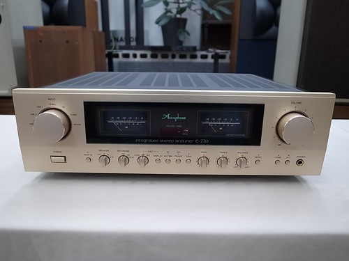 Accuphase 270 integrated - e-270,