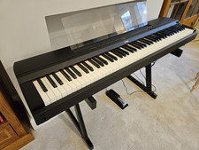 Yamaha P-255 Stage Piano Bundle