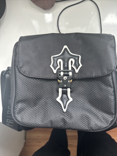 Trapstar pouch black - trapstar,