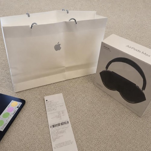 Brand new apple airpods - airpods, max