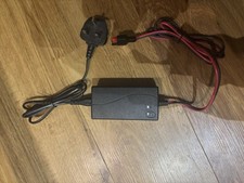 motocaddy 12V lead acid battery charger