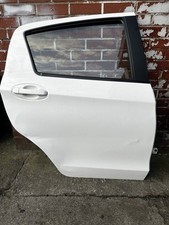 Toyota Yaris Mk3 2015 5dr