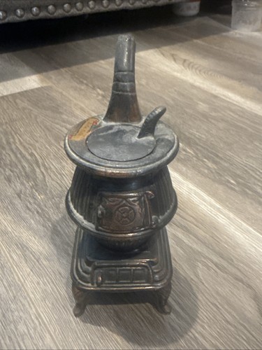 Vintage cast iron - pot, belly