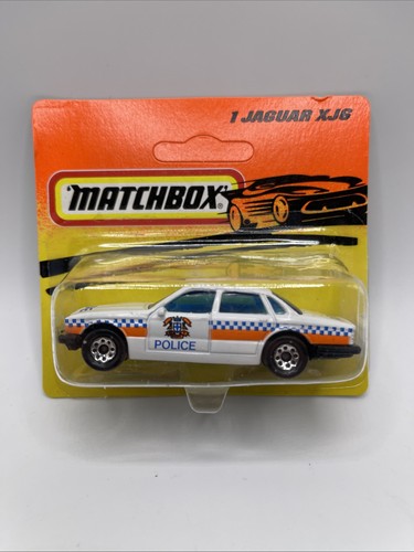Matchbox jaguar xj6 police - matchbox,