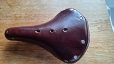 Brooks B17s Saddle in Brown. Ladies leather saddle