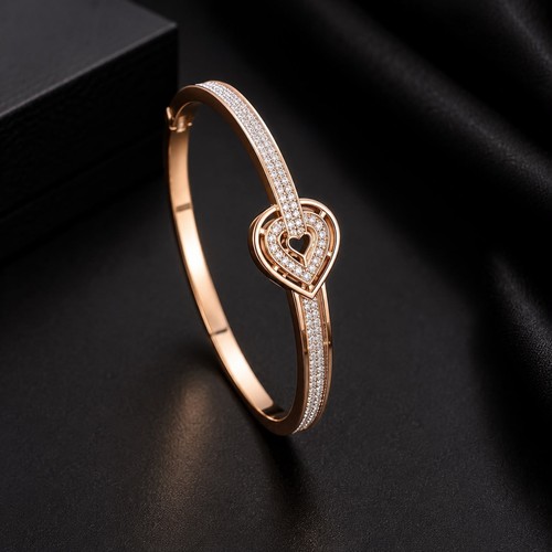 Gold tone crystal - crystal, heart