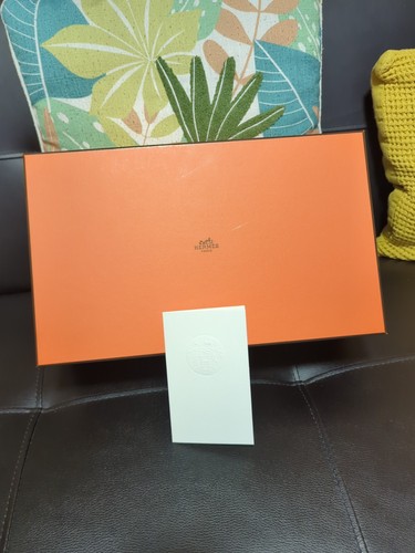 Hermes gift box - hermes,