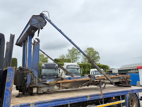 Hook loader equipment - loader, 8x4