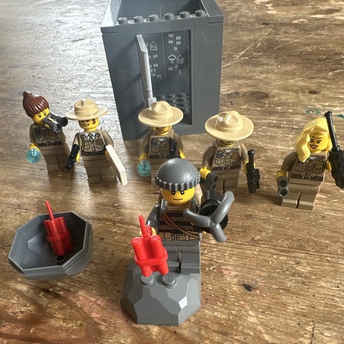 Lego forest police - police, jail